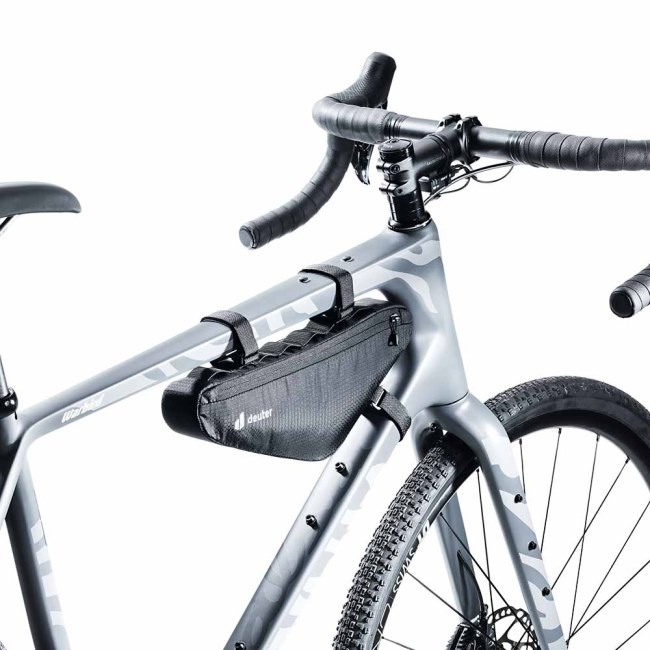 תיק משולש קדמי שחור Deuter 1.5