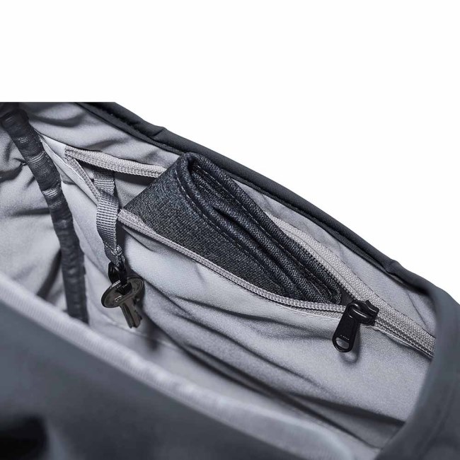 קיסוס-חאקי/שחור דיוטר למעלה סידני